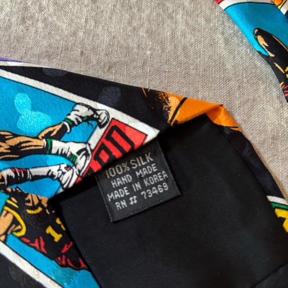 Men’s Addiction Basketball hieroglyphics card style Tie 100% Silk Multi-color. - Picture 6 of 7